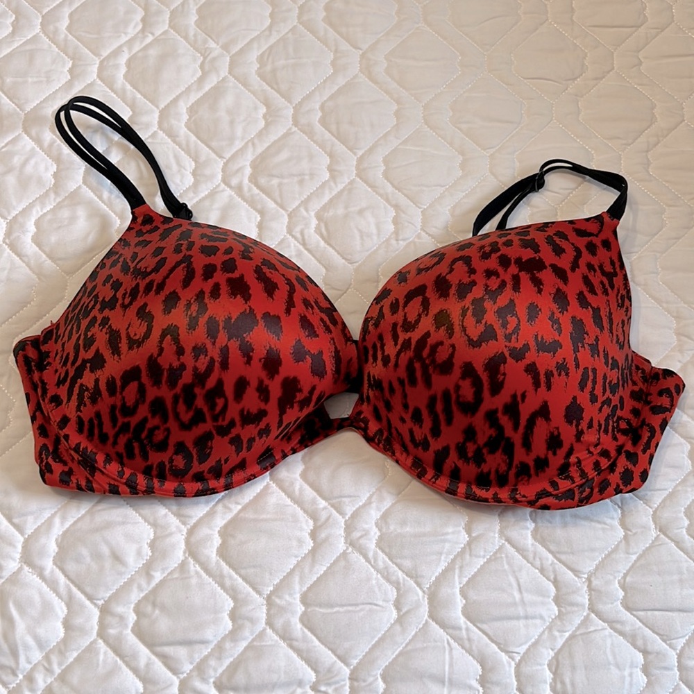 Victoria Secret Very Sexy Push Up